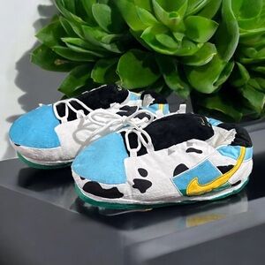 Nike Adult Chunky Slippers